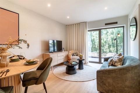2 bedroom flat for sale, Royal Crest Avenue, London, E16