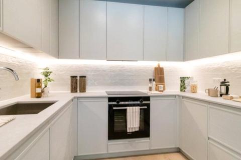 2 bedroom flat for sale, Royal Crest Avenue, London, E16