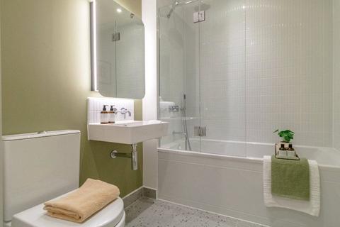 2 bedroom flat for sale, Royal Crest Avenue, London, E16