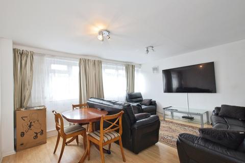 2 bedroom flat for sale, John Wilson Street, London, SE18