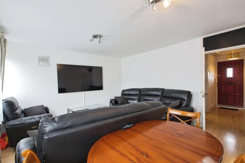 2 bedroom flat for sale, John Wilson Street, London, SE18