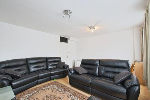 2 bedroom flat for sale, John Wilson Street, London, SE18