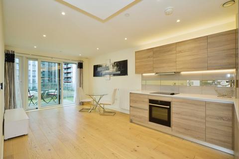 1 bedroom flat for sale, Duke of Wellington Avenue, London, SE18
