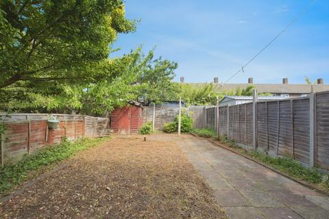 3 bedroom terraced house for sale, Finchale Road, London, SE2