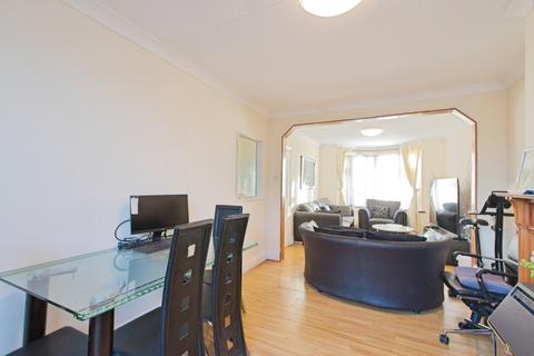 3 bedroom terraced house for sale, Montrose Avenue, WELLING, Kent, DA16