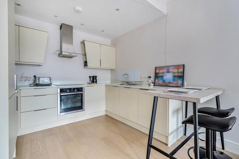 2 bedroom apartment for sale, Queens Ridge, 12 Queen Street, Godalming, GU7