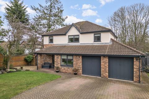 Crofton Close, Appleton Thorn, WA4