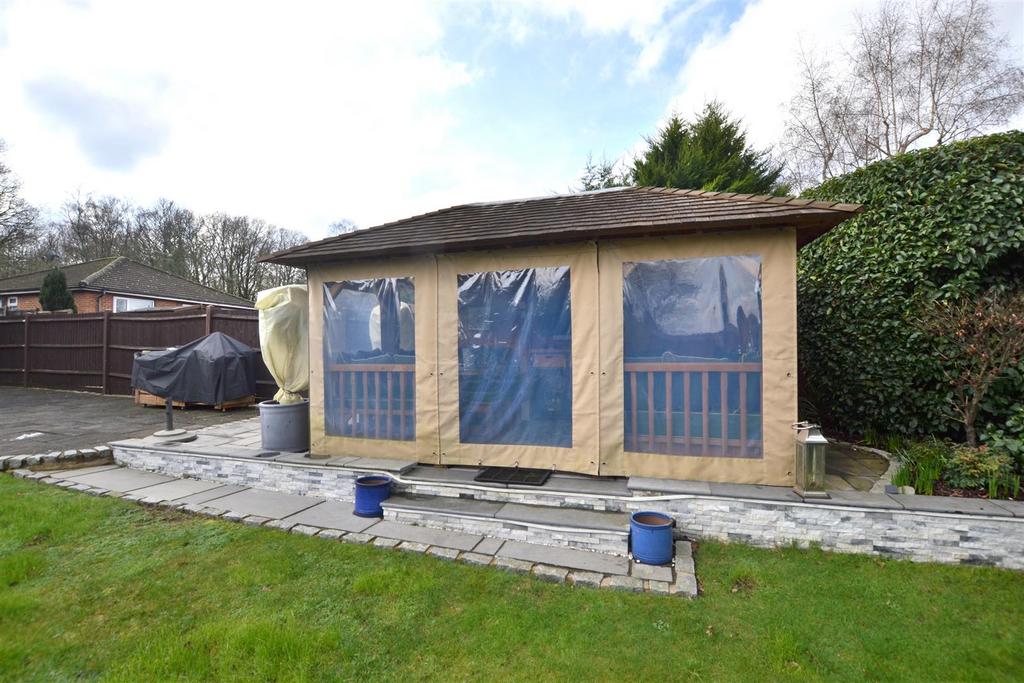 Outbuilding.JPG