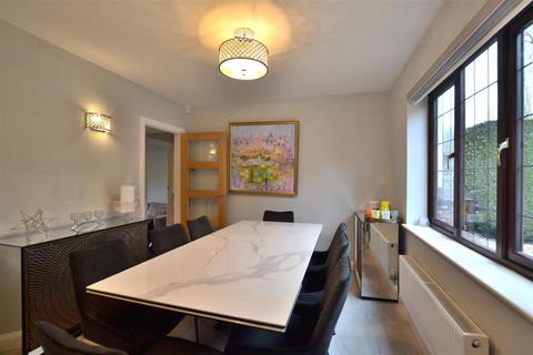 4 bedroom detached house for sale, The Flats, Camberley GU17
