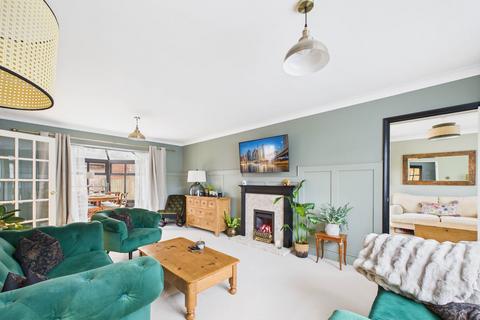 4 bedroom detached house for sale, Grange Crescent, Tenterden TN30