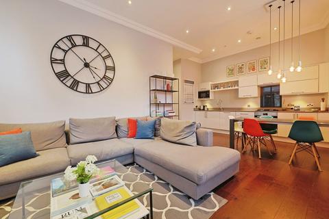 2 bedroom flat for sale, St. John's Road, London, SW11