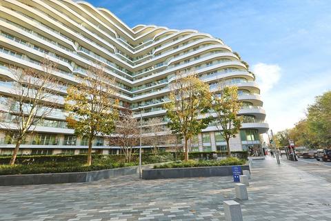 1 bedroom flat for sale, Queenstown Road, London, SW11