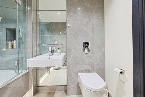 1 bedroom flat for sale, Queenstown Road, London, SW11