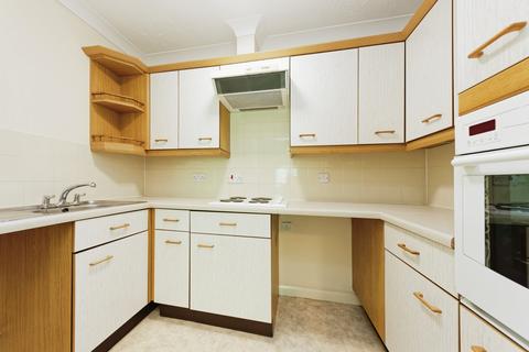 2 bedroom flat for sale, The Causeway, Canterbury, Kent, CT1