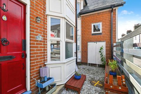 3 bedroom terraced house for sale, St. Jacobs Place, Canterbury, Kent, CT1