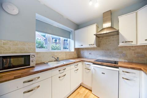 1 bedroom flat for sale, Caterham Lodge, 2 Stafford Road, Caterham, Surrey, CR3