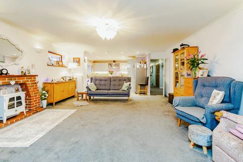 undefined, Essendene Road, Caterham, Surrey, ., CR3