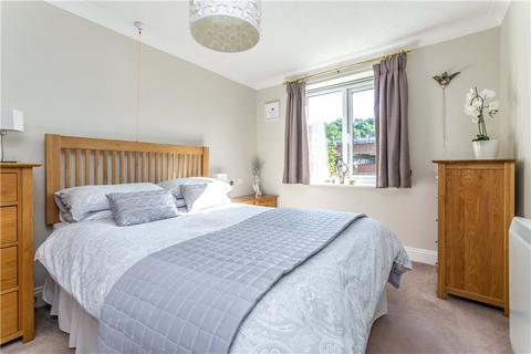 1 bedroom flat for sale, Pegasus Court, Stafford Road, Caterham, Surrey, CR3