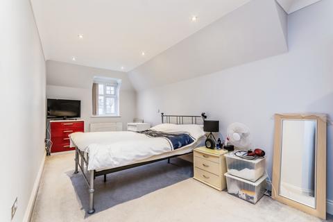 undefined, Croydon Road, Caterham, Surrey, CR3