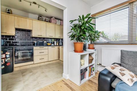 1 bedroom flat for sale, Addison Road, Caterham, Surrey, CR3
