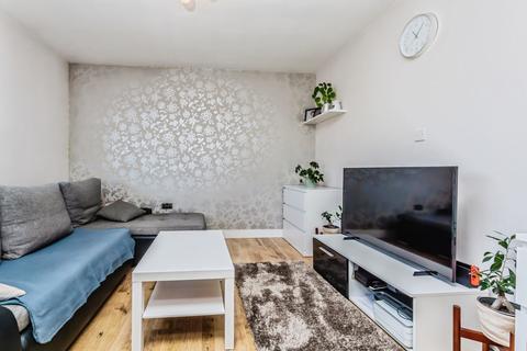 1 bedroom flat for sale, Addison Road, Caterham, Surrey, CR3