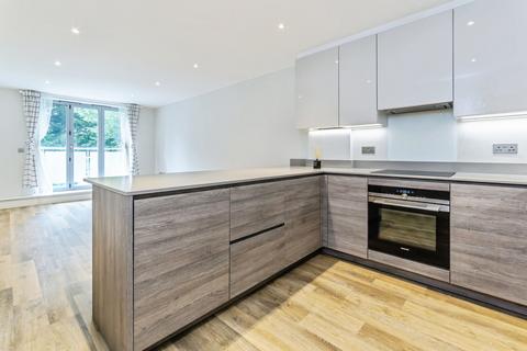 Croydon Road, Caterham, Surrey, CR3