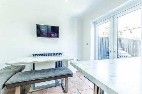 undefined, Gowrie Place, Caterham, Surrey, CR3