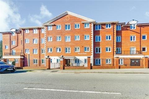 2 bedroom flat for sale, Bourne Court, Croydon Road, Caterham, Surrey, CR3