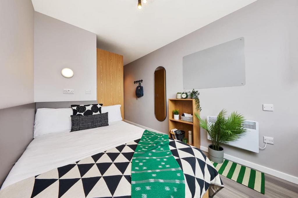 O 1j44fbojtlrrena1noe167k1q9vp.jpg