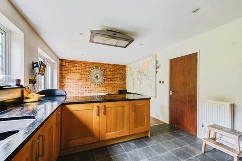 3 bedroom detached house for sale, Church Lane Avenue, Coulsdon, Surrey, CR5