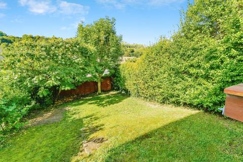 3 bedroom semi-detached house for sale, Farningham Road, Caterham, Surrey, CR3