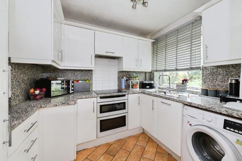 undefined, Tupwood Lane, Caterham, Surrey, CR3