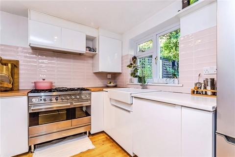Stafford Road, Caterham, Surrey, CR3