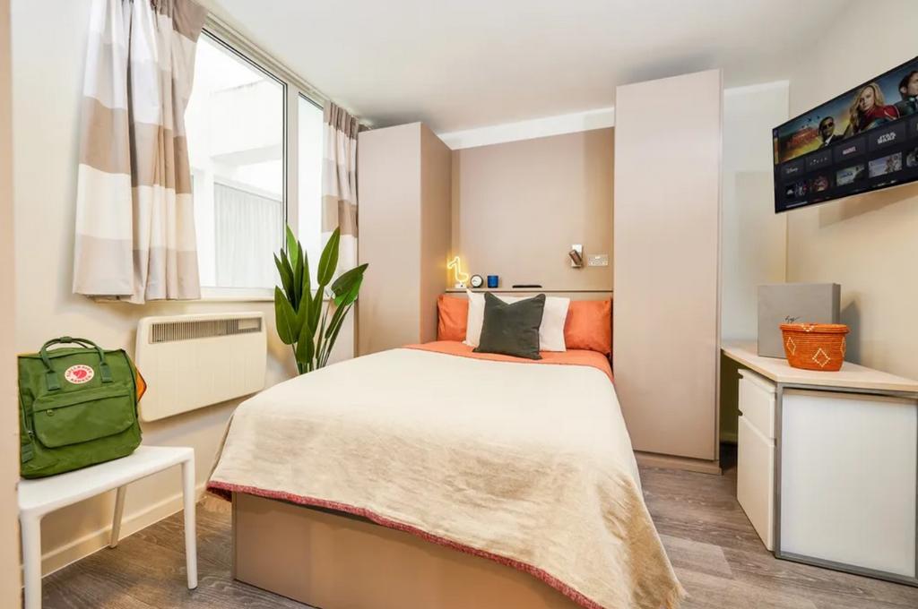 O 1j337upt2hgr1tq81gkv1d4g17fta.jpg