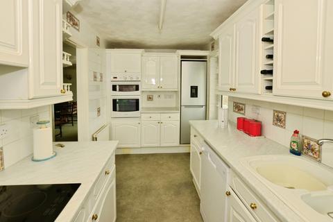 3 bedroom bungalow for sale, Birkdale Drive, Folkestone, Kent, CT19