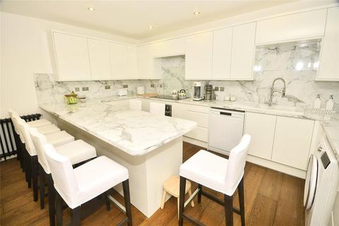 2 bedroom flat for sale, Earls Avenue, Folkestone, CT20