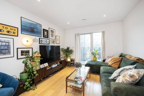 1 bedroom flat for sale, Dalston Lane, Hackney, London, E8