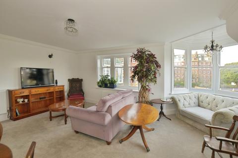2 bedroom flat for sale, The Leas, Folkestone, Kent, CT20