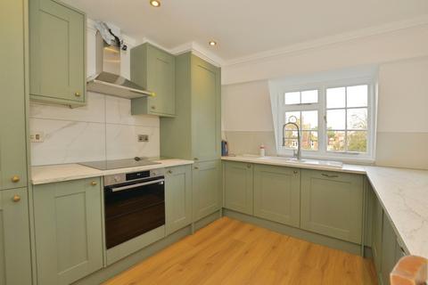 2 bedroom flat for sale, The Leas, Folkestone, Kent, CT20