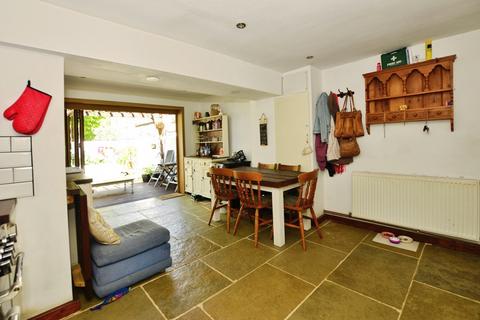3 bedroom end of terrace house for sale, Coolinge Road, Folkestone, Kent, CT20