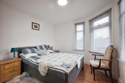 2 bedroom end of terrace house for sale, Station Road, Folkestone, Kent, CT19