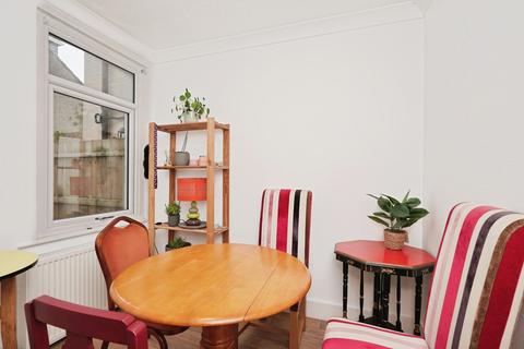 2 bedroom end of terrace house for sale, Station Road, Folkestone, Kent, CT19