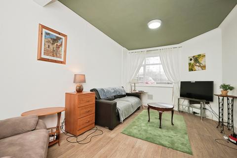 2 bedroom end of terrace house for sale, Station Road, Folkestone, Kent, CT19