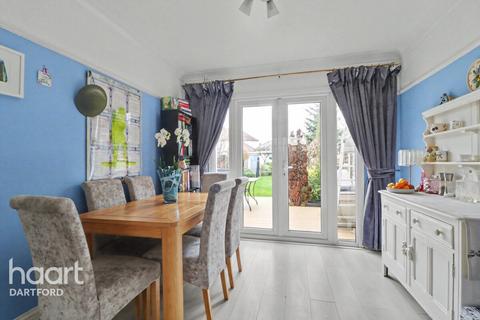 3 bedroom terraced house for sale, Hollybush Road, Gravesend