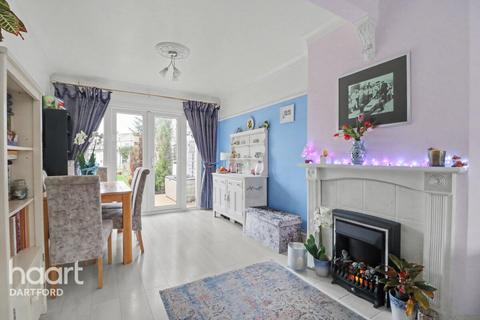 3 bedroom terraced house for sale, Hollybush Road, Gravesend