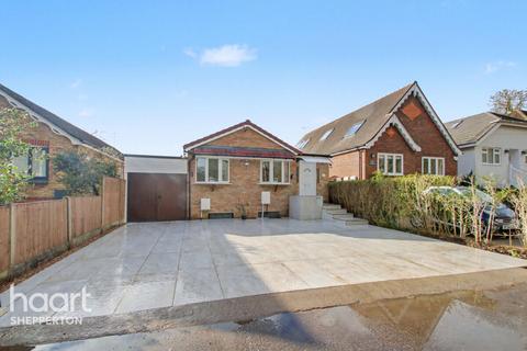 undefined, Felix Lane, Shepperton