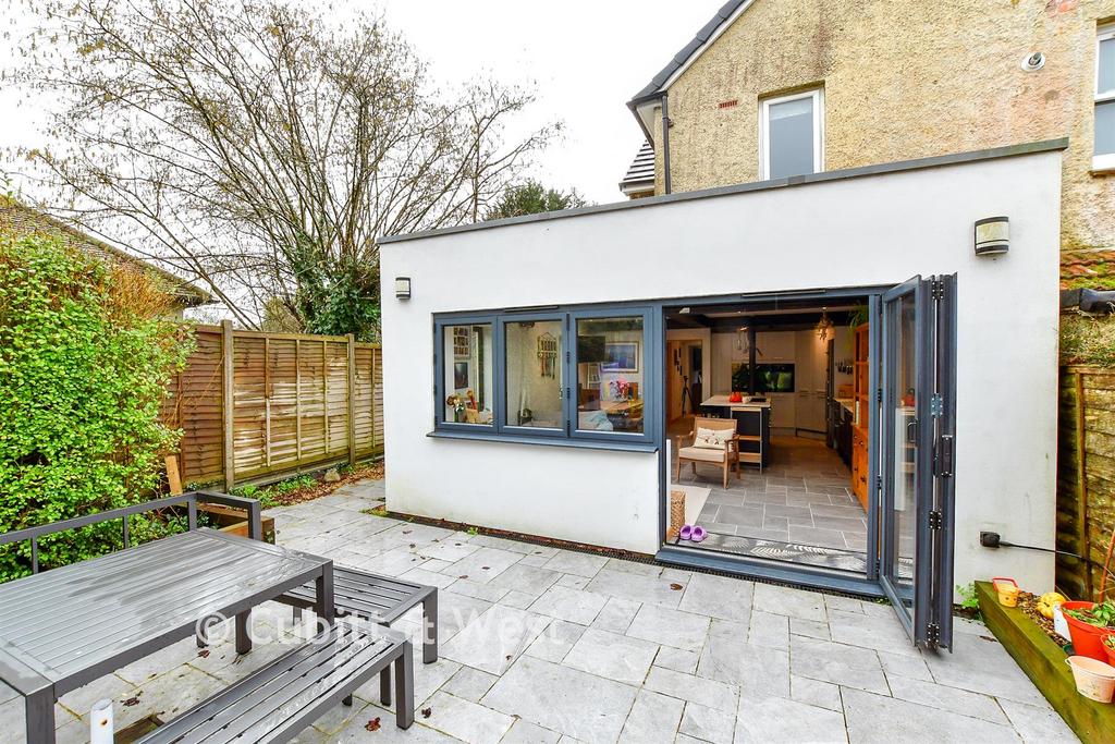 External Lifestyle Photograph