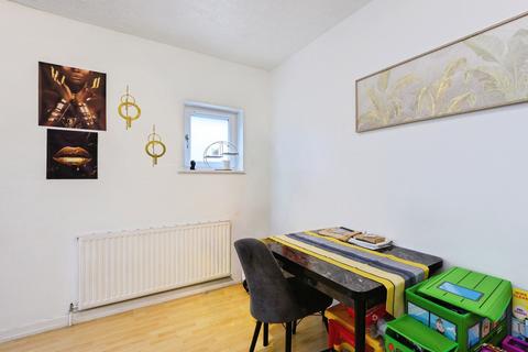 undefined, Godstone Road, Kenley, Surrey, CR8