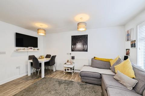 2 bedroom flat for sale, Lower Road, Kenley, Surrey, CR8