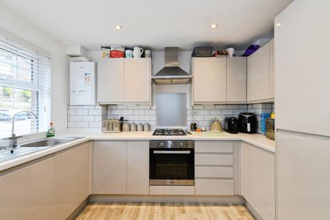 2 bedroom flat for sale, Lower Road, Kenley, Surrey, CR8